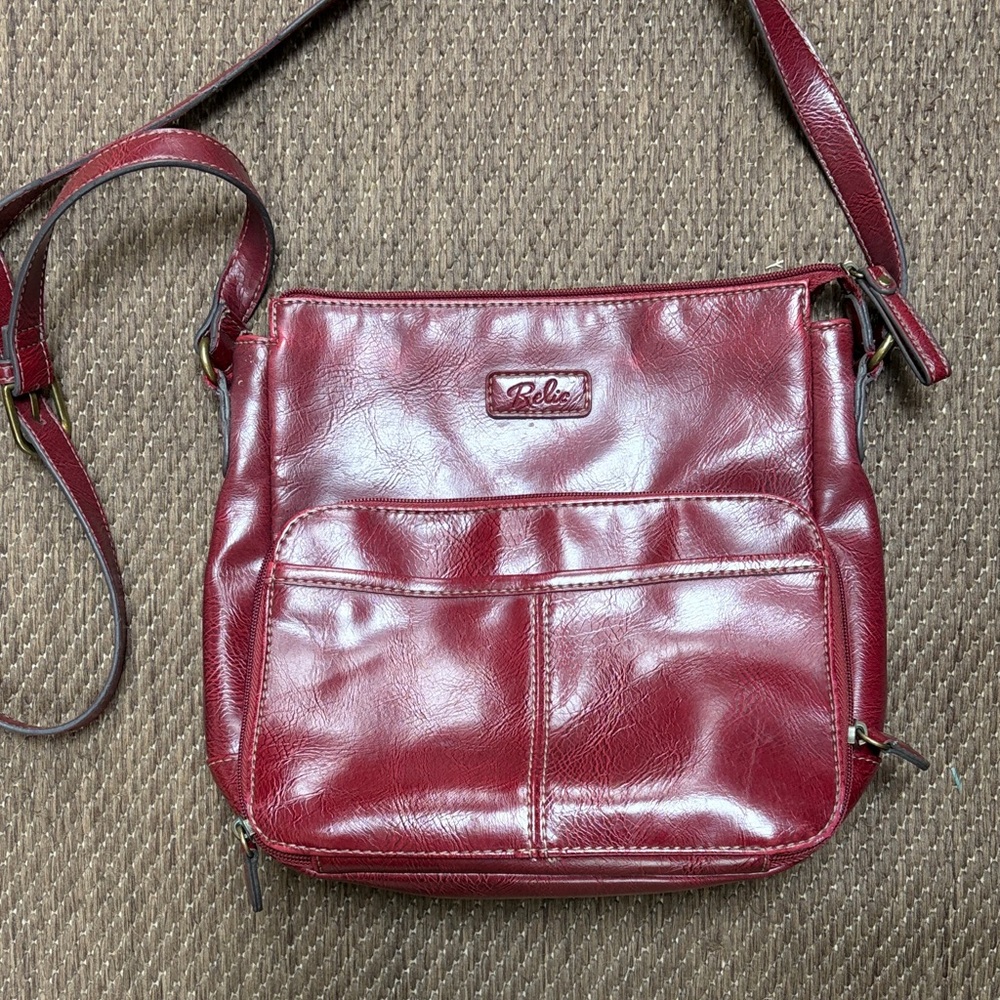 *Relic * burgundy leather Crossbody bag
